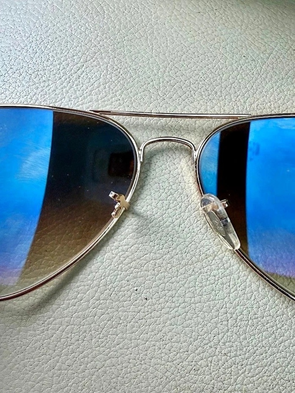 Ray-Ban RB3025 Aviator Gradient Sunglasses Brown & Gold - Picture 2 of 4